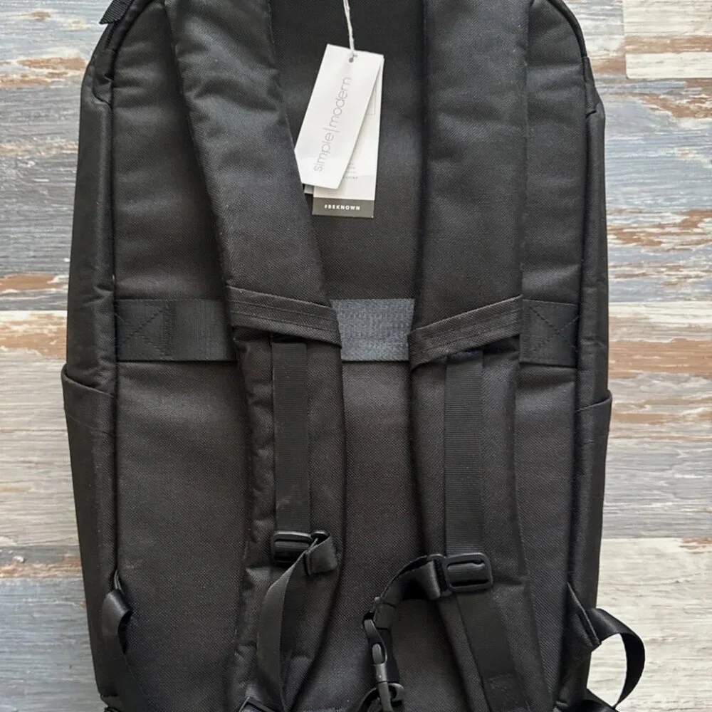 Simple Modern Wanderer Backpack 25L Laptop Compartment Sleeve Bookbag Travel NEW